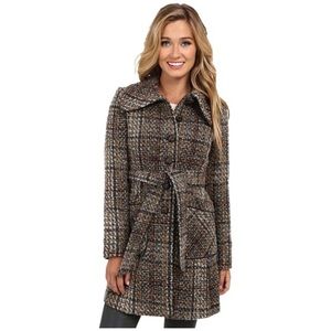 DKNY belted coat - size 6